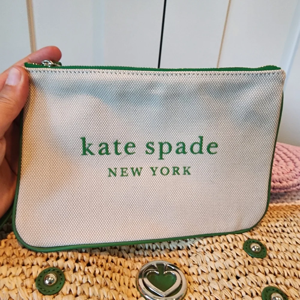 Kate Spade NWOT Striped Tote - Picture 5 of 5
